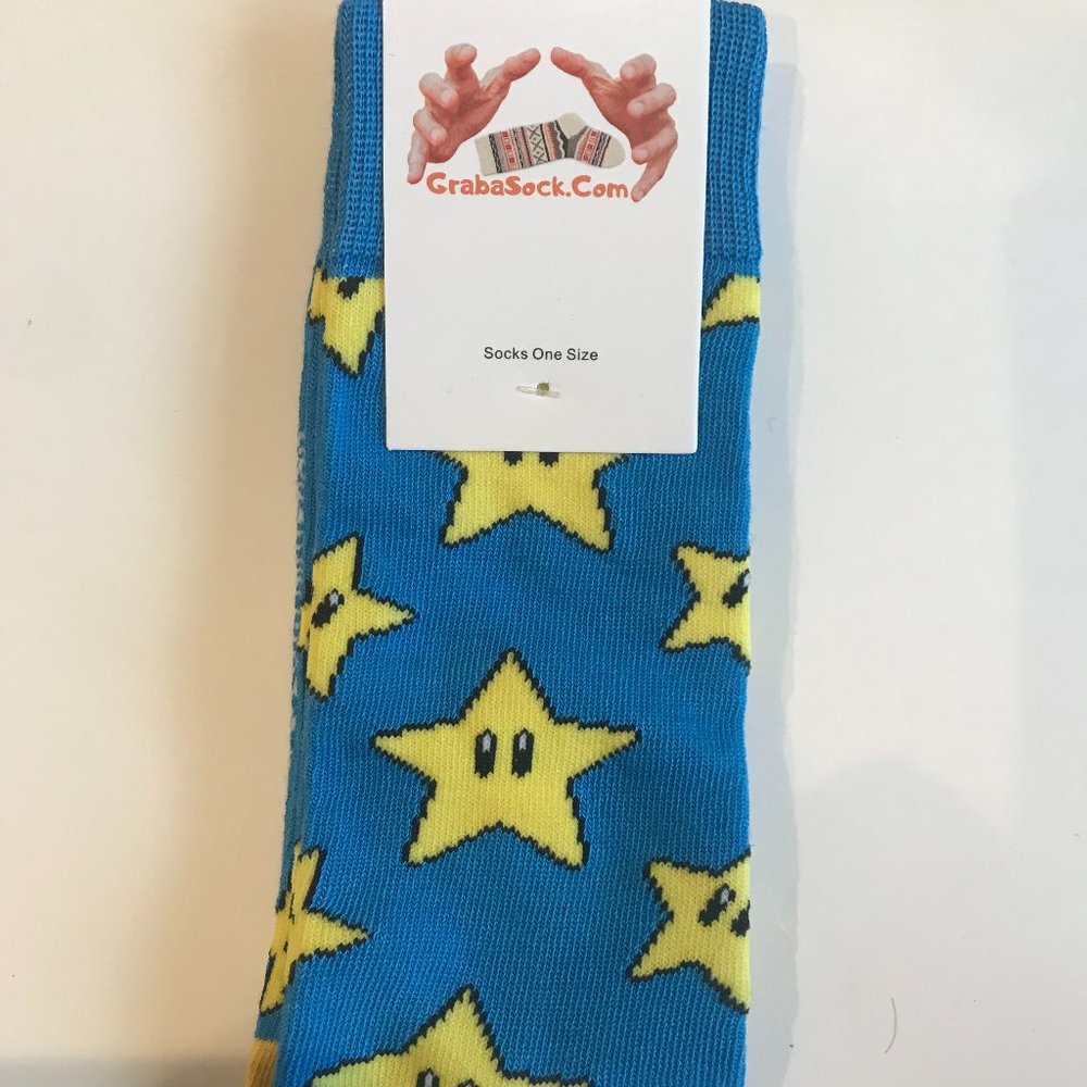 NWT Blue Nintendo Star Socks/Support the Ukraine unisex one size fits all